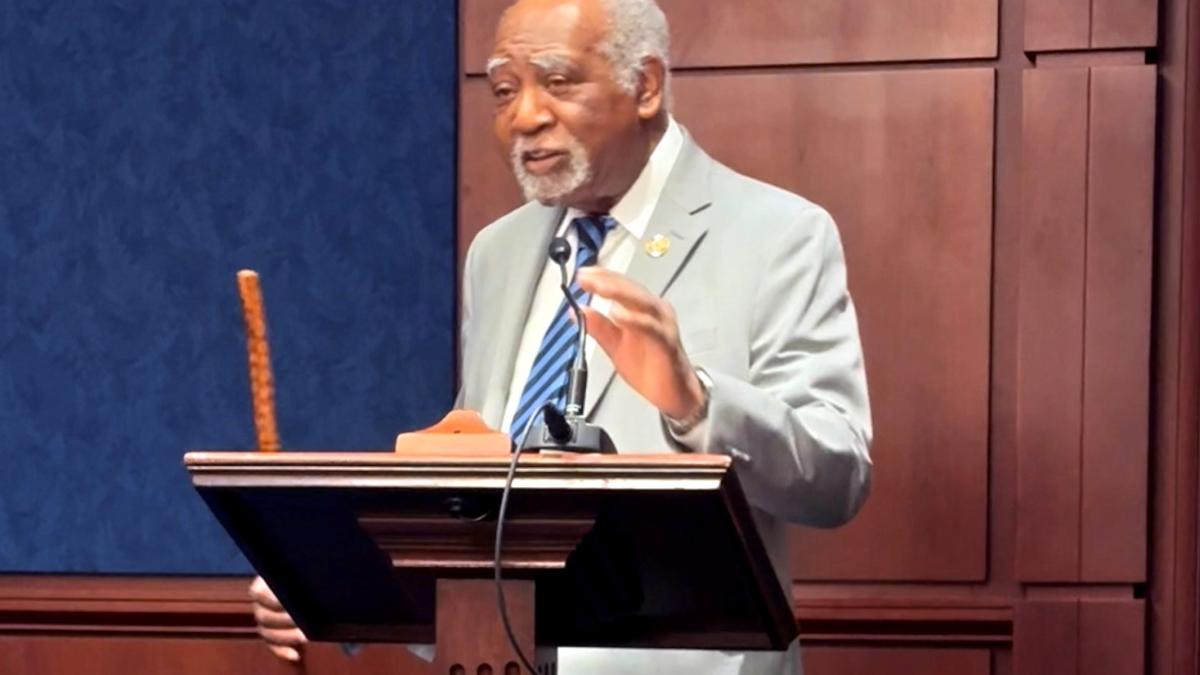 Davis Speaking Podium